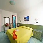 Casa Del Sole Daire Forio di Ischia